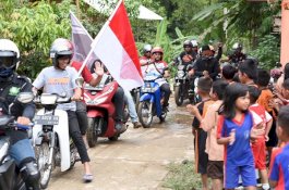 Jelang Honda Bikers Day, Astra Beri Bantuan SD Negeri 6 Rantepao