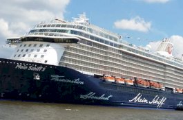 Suara Terlalu Keras Saat Seks, Pasangan Turis Diturunkan dari Kapal Pesiar