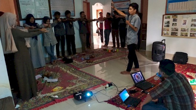Dorong Perkembangan SDM Desa, Pemuda Desa Palangka Sinjai Ikuti Pelatihan Jurnalistik