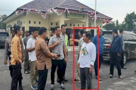Cerita Wagub Babel yang Disandera Warga dalam Hutan Bakau yang Airnya Sedalam Satu Meter