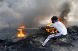 Pengunjuk Rasa di Iraq Mulai Blokir Jalanan di Baghdad