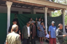 Pergoki Istrinya Selingkuh, Surono Dihabisi Lalu Dikubur di Lantai Musala