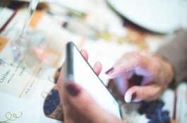 Aplikasi Android Populer ini Kuras Uang Pengguna Secara Diam-diam