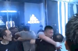 Unjuk Rasa Berdarah di Hong Kong, Telinga Politikus Nyaris Copot Digigit Demonstran