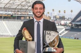 Unggul Jauh atas Ibrahimovic, Carlos Vela Pemain Terbaik MLS
