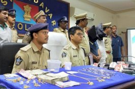 Berkedok Menggandakan Emas, Penipu ini Bunuh 10 Korbannya Dengan Sianida