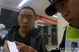 Buru-buru ke Rumah Sakit, Pria itu Malah Lupa Jari Tangannya di Taksi