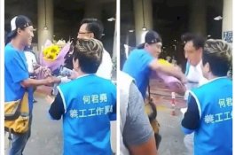 Video Detik-detik Politisi Hong Kong Pro Beijing Ditikam Pihak Anti-Pemerintah yang Menyamar