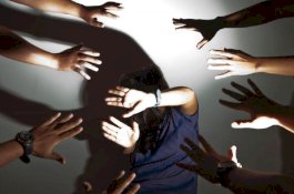 Jenguk Suami dalam Penjara, Perempuan Ini Digilir Sipir, Sahabat, dan Ponakan yang Mengantarnya