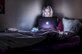 Begadang Bikin Otak Jadi Lemot, Fakta atau Mitos?