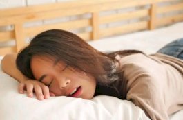Kentut Saat Sedang Tidur, Apakah Normal?
