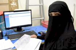 Perawat Disanksi Hanya karena Pakai Cadar