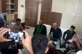 Beralasan Puang La'lang Sudah Uzur, Pengikut Tajul Khalwatiyah Syekh Yusuf Minta Penangguhan Penahan