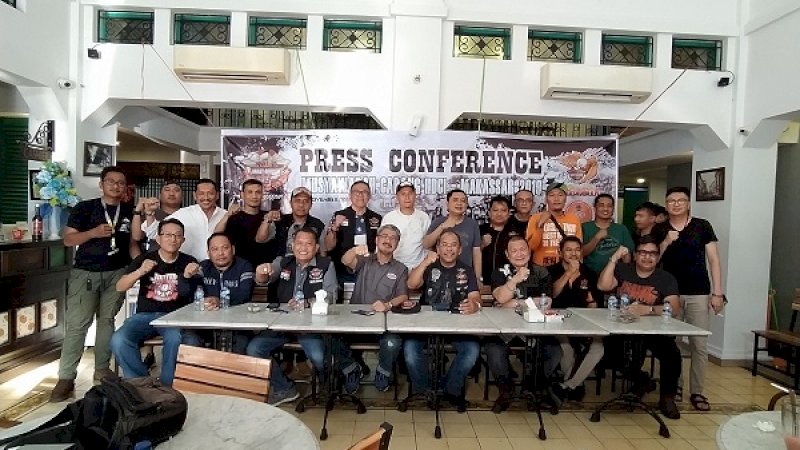 Komunitas Harley Davidson Club Indonesia (HDCI) Makassar di Cafe Papa Ong, Jumat (8/11/2019).