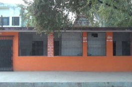 Disangka Kuil, Orang-orang Berdoa Depan Toilet Selama Lebih Setahun 