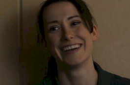 Aktris Ini Tembak Mati Pamannya, Kronologinya Mirip Adegan Film Horor yang Dia Perankan