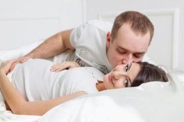 Berhubungan Saat Hamil Tua Bisa Memperlancar Kelahiran?