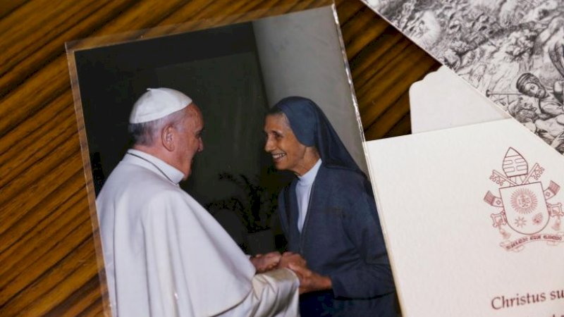 Paus Fransiskus dan Suster Ana Rosa Sivori