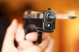 Tidak Puas, Pria Hidung Belang Ini Minta Kembali Uangnya lalu Tembak Pacar PSK 