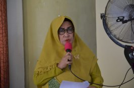 Ketua Forum Kabupaten Sehat Sidrap Terima Penghargaan dari Gubernur