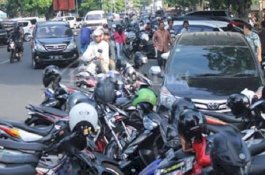 Dishub Makassar Agendakan 'Bersih-Bersih' Parkir Liar, Pelanggar Langsung Ditilang