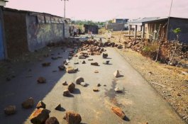 Massa Cakades Kalah Diduga Blokir Jalan Utama di Jeneponto