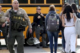 2 Pelajar Tewas Dalam Penembakan di Sekolah California