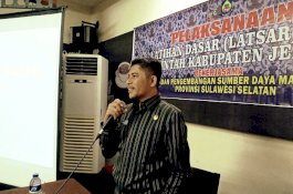 Kadis PUPR Jeneponto Bawa Materi Bangkom ASN di Latsar CPNS