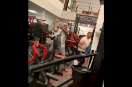 Video Perkelahian di Tempat Fitnes, Tubuh Dua Pria Ini Langsung Membesar