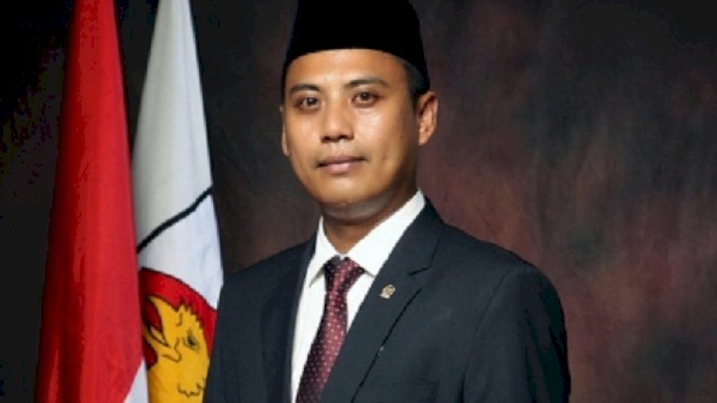 Andi Iwan Darmawan Aras