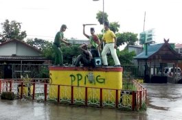 Lebarkan Jalan, Patung Massa di Gowa Bakal Dibongkar