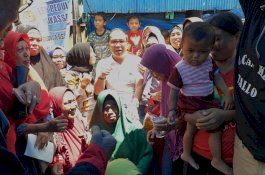 Didaulat Launching Kampung Warna Warni di Tallo, Danny Terinpirasi Wujudkan Waterfront Sungai