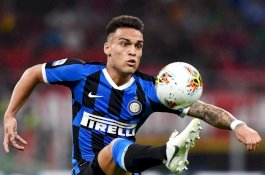 Barcelona Tertarik dengan Lautaro Martinez