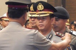 Kapolres Kampar Dicopot, Diduga karena Ngobrol saat Kapolri Bicara