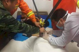 Dokter Menyerah, Damkar Terpaksa Turun Tangan Lepaskan Cincin dari Penis Pasien