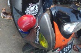 Dua Motor Tabrakan di Depan Perdos Unhas Antang, Satu Tewas Terlindas Mobil Boks
