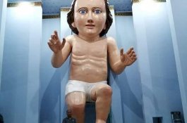 Patung Bayi Yesus Terbesar di Dunia Diolok-olok di Dunia Maya