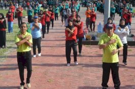 Senam Massal Ramaikan Peringatan Hari Korpri Ke-48 di Sidrap