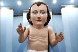 Patung Bayi Yesus di Meksiko Jadi Sorotan Netizen