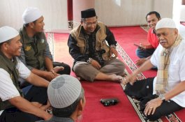 Bertemu Pengurus Wahdah Islamiyah, Ini Dia Puang Busli, Pendiri Masjid di Tengah Hutan