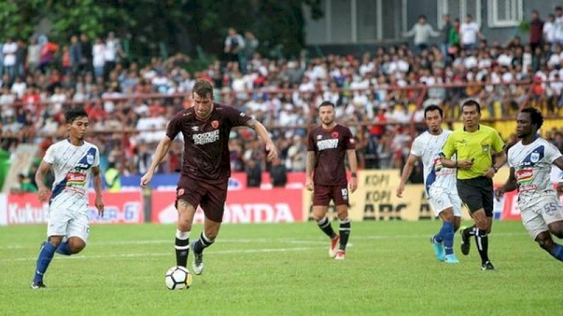 Hilmansyah Blunder, PSM Tertinggal 0-1 Dari PSIS di Babak Pertama