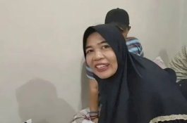 30 Ribu Pasien Antre hingga 2021, Ningsih Tinampi Kantongi Rp70 Juta Sehari