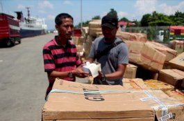 Polda Sulsel Gagalkan Penyelundupan Barang-barang Produk Malaysia dan China