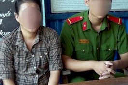 Nekat Betul, Perempuan Ini Tukar Cucu Tetangga dengan iPhone 11