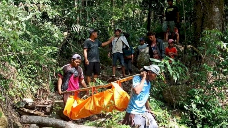 Hiii...Warga Barru Bergidik, Mayat Gantung Diri Itu Sudah Jadi Tengkorak