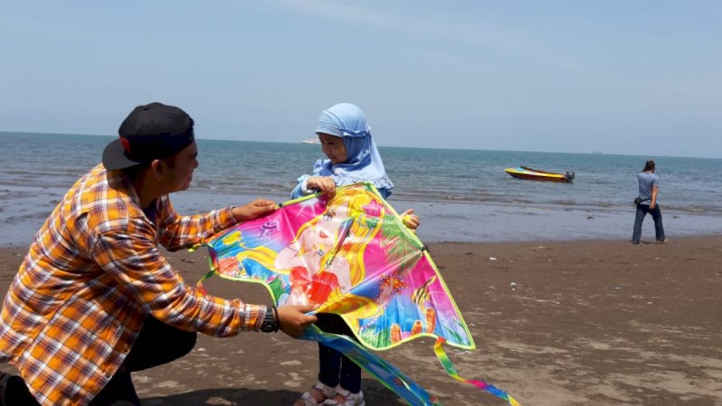 Lestarikan Permainan Tradisional, Rumah Qur'an Aisyah Gelar Lomba Layang-Layang