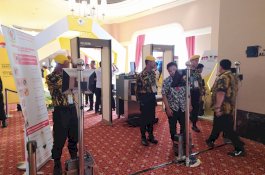 Anjing Pelacak Amankan Pembukaan Munas Golkar