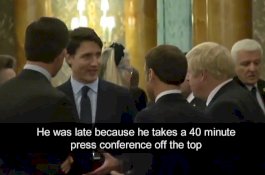 Macron dan Trudeau Terekam Kamera Sedang Bergosip Tentang Trump