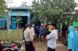 Sama-Sama 70 Tahun, di Makassar Kakek Tewas Telanjang, di Barru Nenek Tengkurap di Toilet