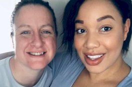 Pertama di Dunia, Pasangan Lesbian ini Bergantian Mengandung Bayinya